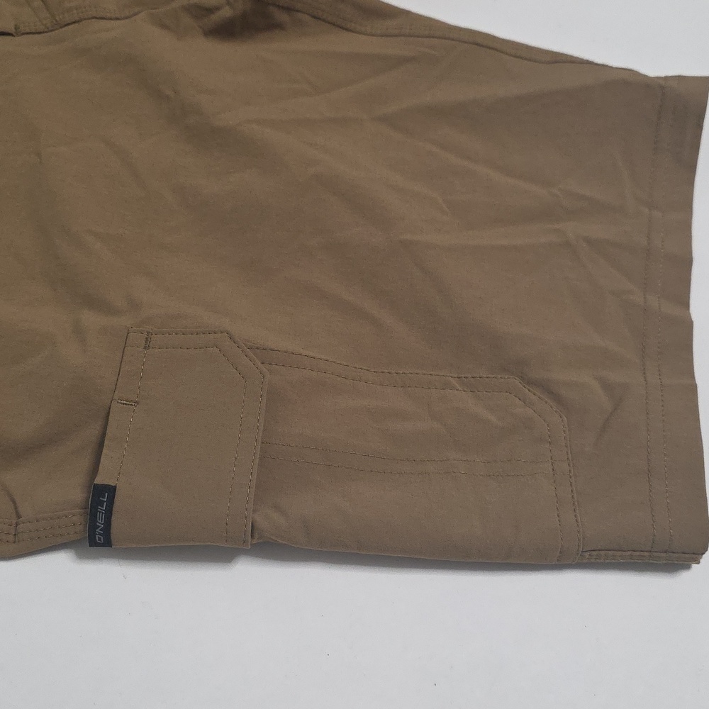 NWT Men's O'Neill "TRVLSERIES CARGO 20" SHORTS". VARIOUS SIZES. DARK KHAKI COLOR - Picture 3 of 12